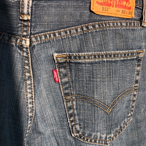Levi Jeans - Picture 4 of 8